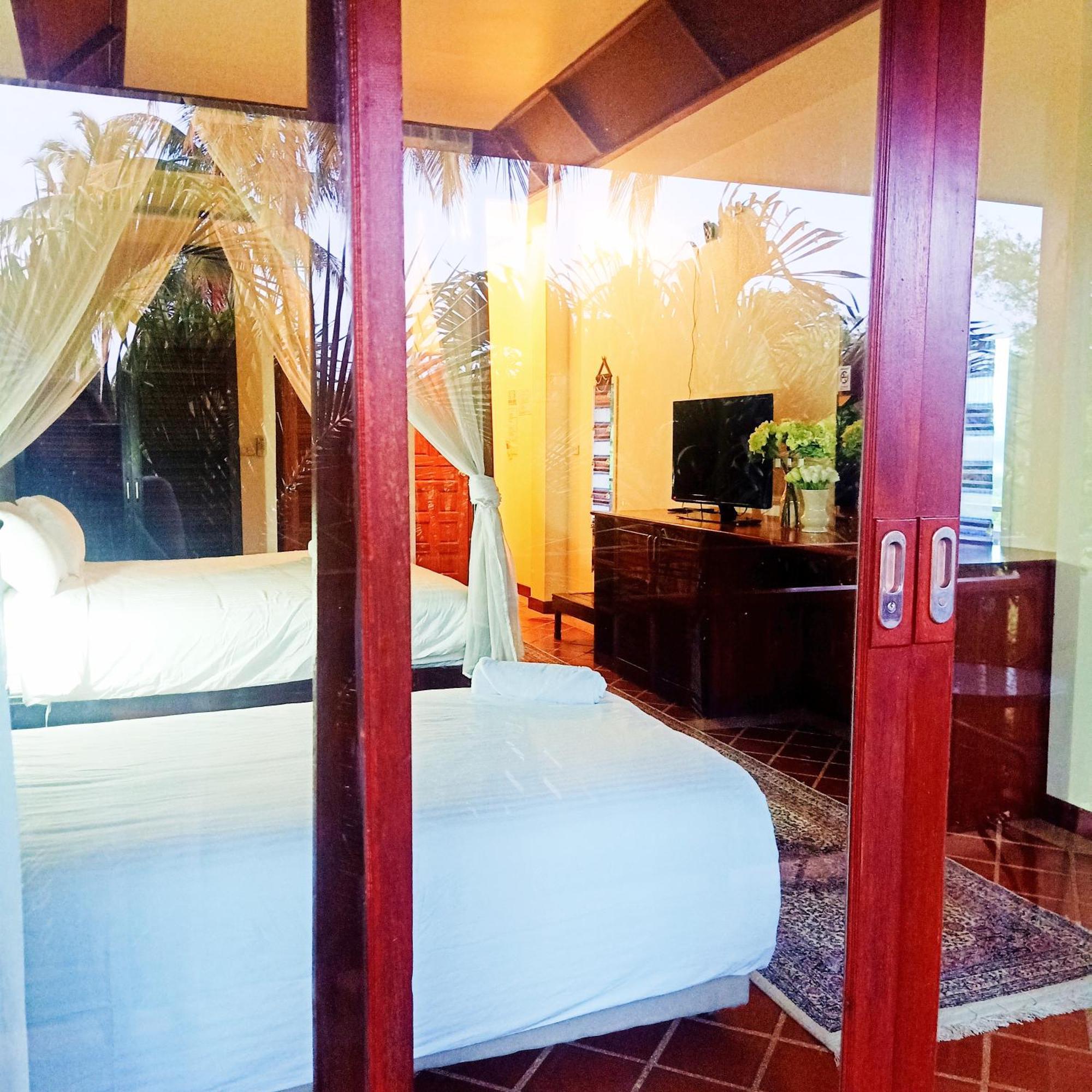 Siam Tara Resort Chiangkhong Chiang Khong Quarto foto